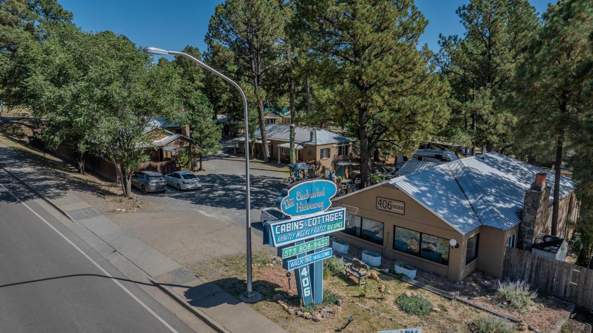 Enchanted Hideaway Cabins And Cottages Ruidoso Exteriör bild